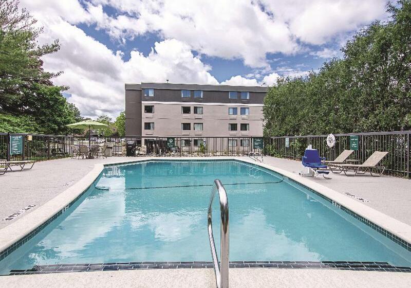 Отель La Quinta By Wyndham Portland