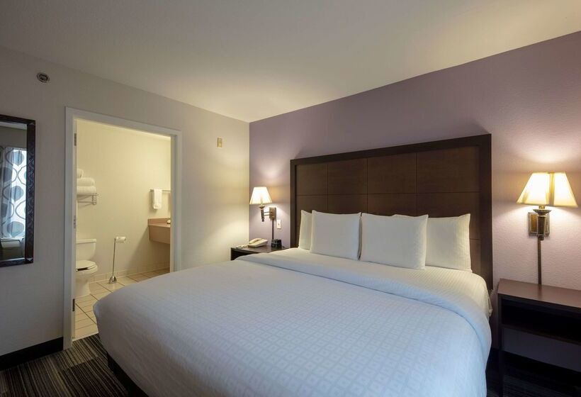 فندق La Quinta Inn & Suites By Wyndham Springfield Airport Plaza