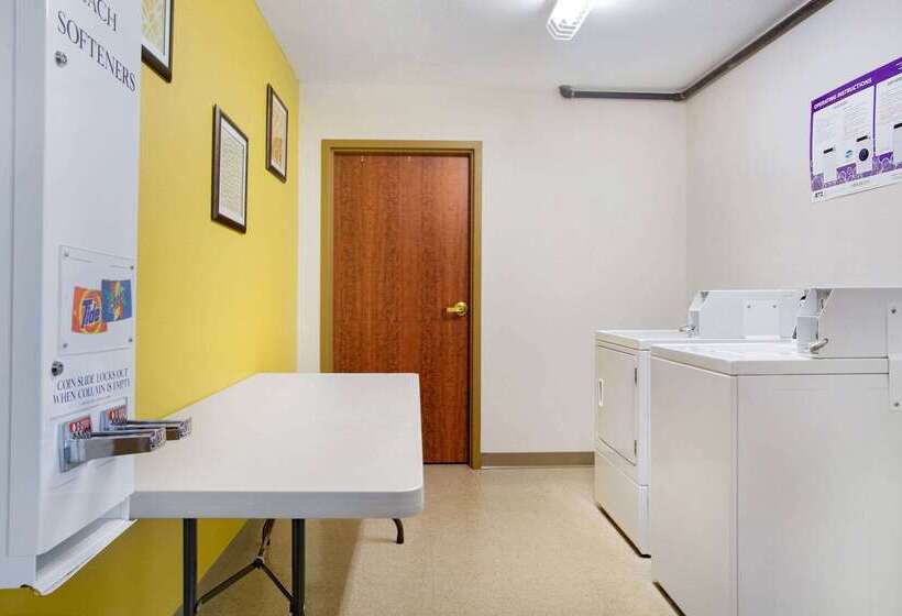 فندق La Quinta Inn & Suites By Wyndham Springfield Airport Plaza