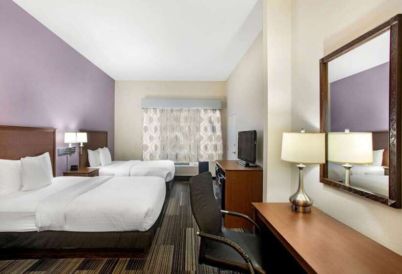 فندق La Quinta Inn & Suites By Wyndham Springfield Airport Plaza