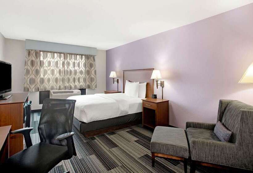 فندق La Quinta Inn & Suites By Wyndham Springfield Airport Plaza