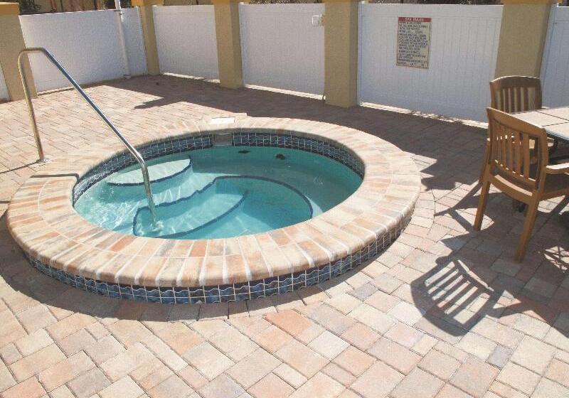 فندق La Quinta By Wyndham Tampa Central