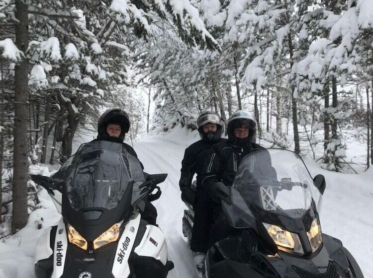 فندق Hôtel Et Pavillons Le Petit Manoir Du Casino