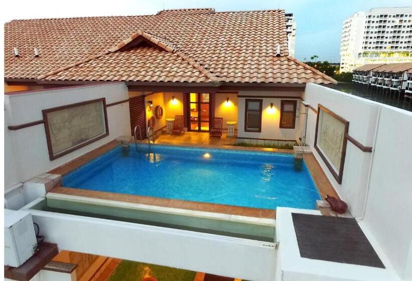 Отель Lexis Port Dickson