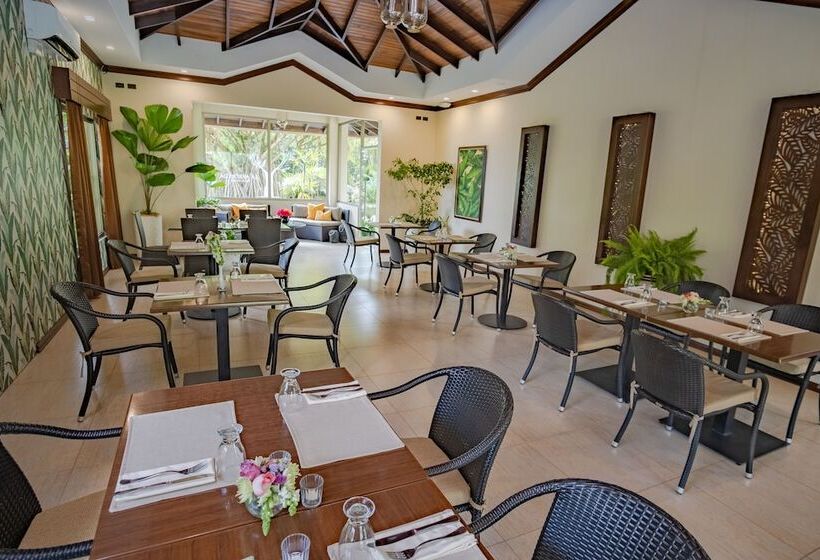 فندق Lomas Del Volcan