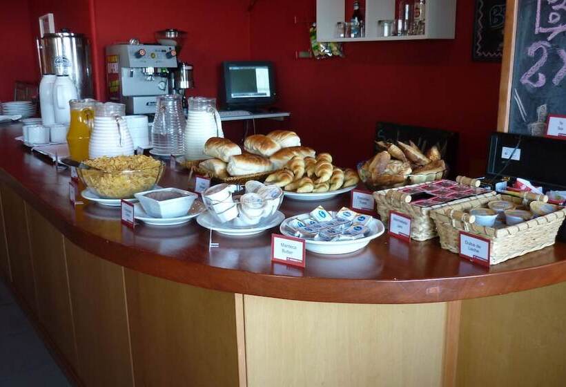 ホテル Marcopolo Suites Calafate