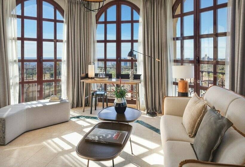 ホテル Melia Villaitana