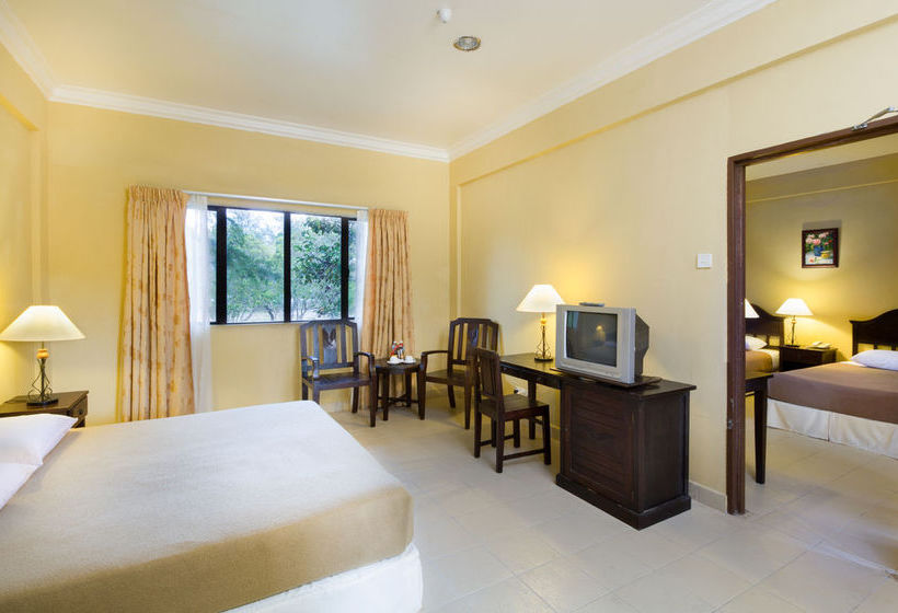 فندق eRYA by Suria Merang Holiday Park