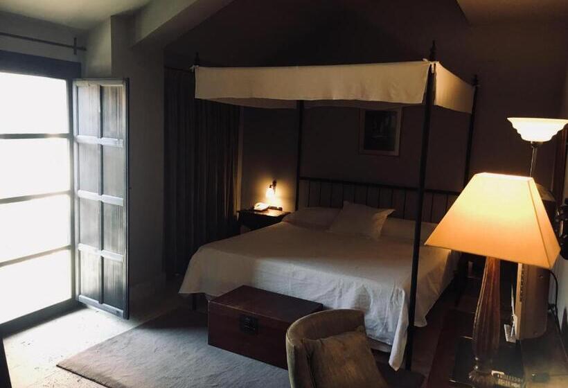 בית מלון כפרי Palacio De Mengibar