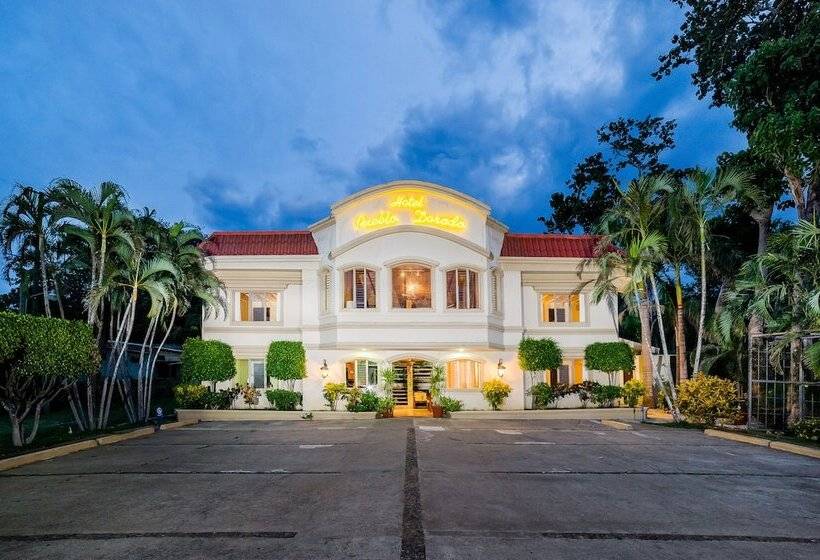 ホテル Pueblo Dorado