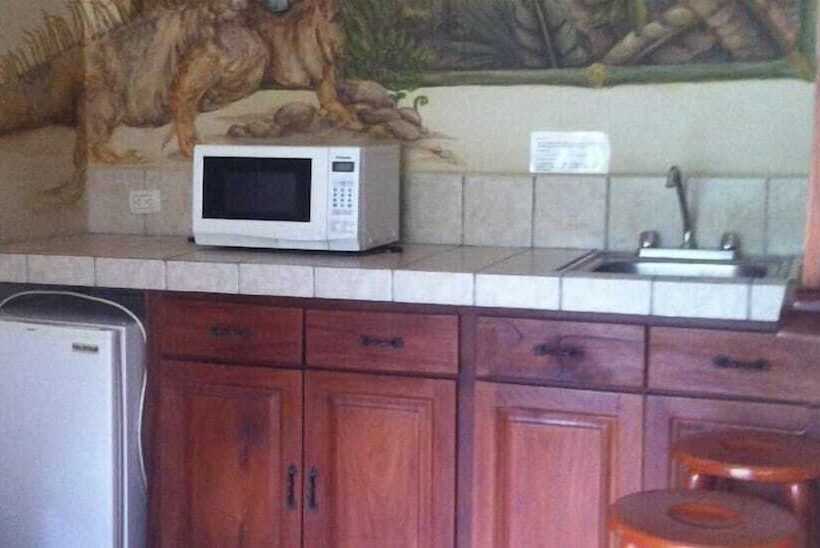 ホテル Pueblo Dorado