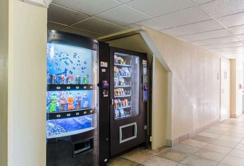 호텔 Quality Inn Chicopeespringfield