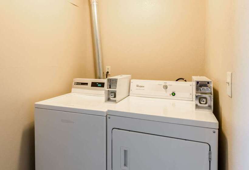 호텔 Quality Inn Chicopeespringfield