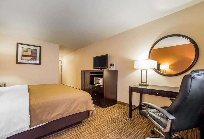 호텔 Quality Inn