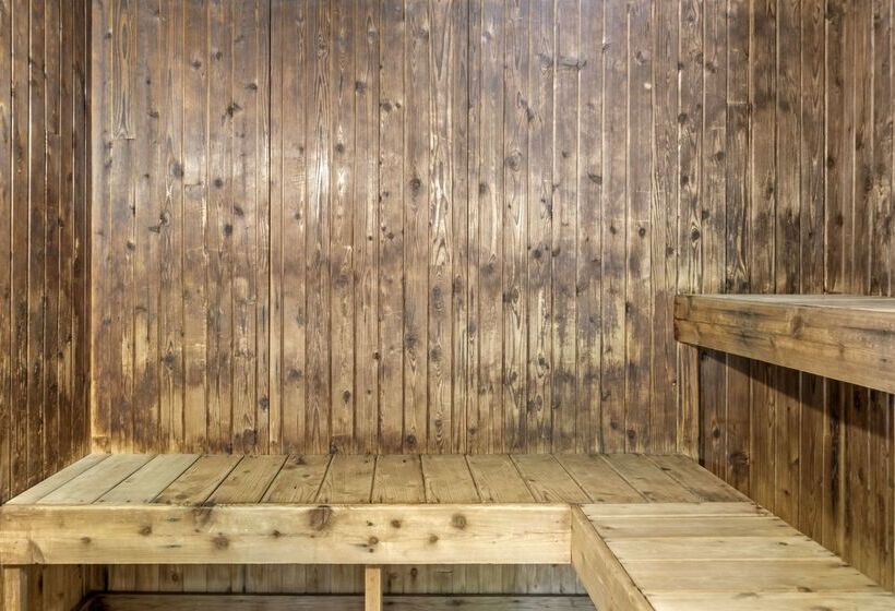 בית מלון כפרי Quality Inn