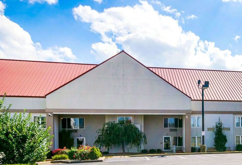 酒店 Quality Inn & Suites