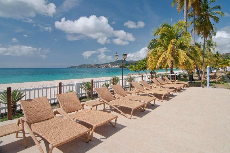 هتل Radisson Grenada Beach Resort