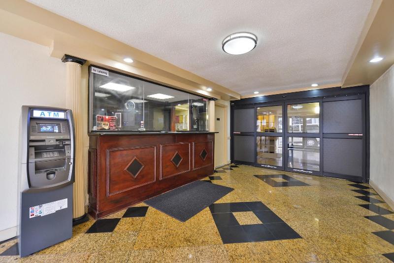 호텔 Red Carpet Inn Newark  Irvington Nj