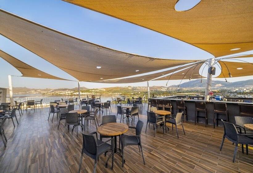 هتل Riva Bodrum Resort Adult Only +16