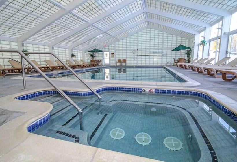 호텔 Rivergreen Resort