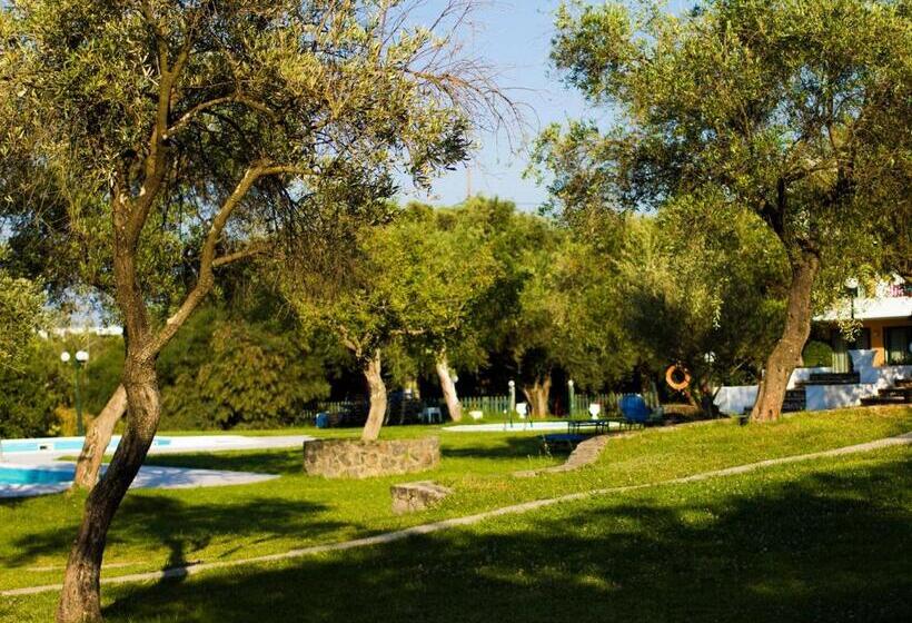 Отель Saint Nicholas