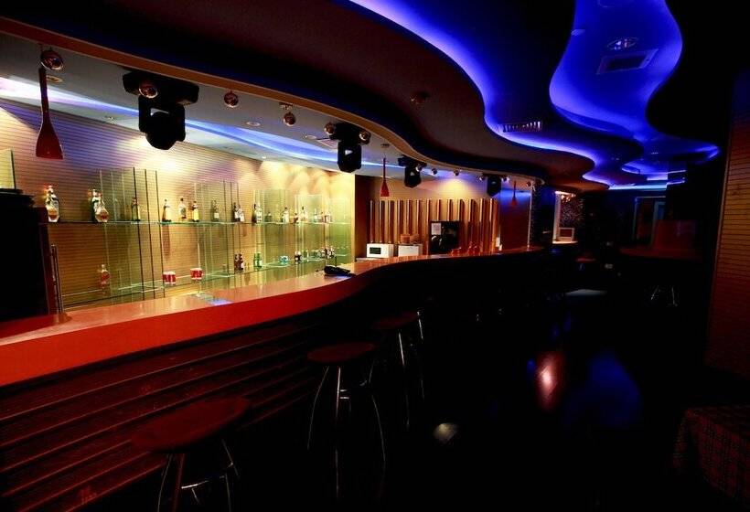 Отель Shanghai Neo Sunshine