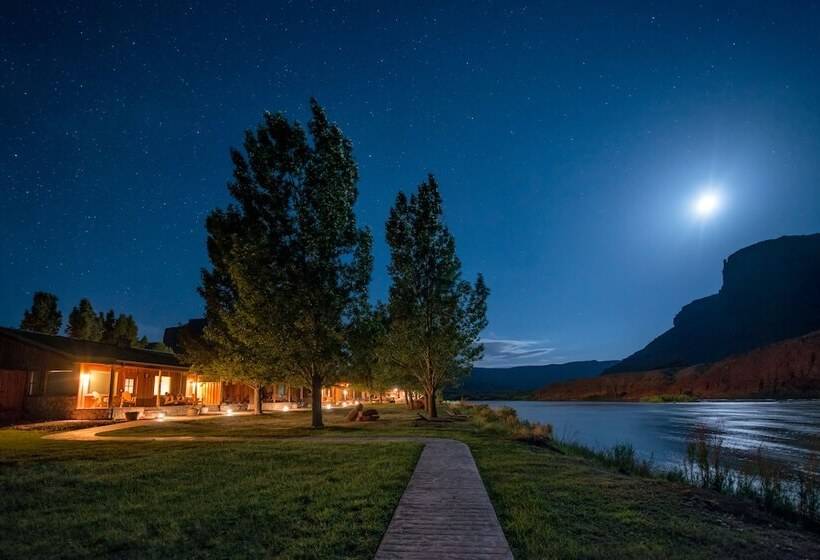 Отель Sorrel River Ranch Resort