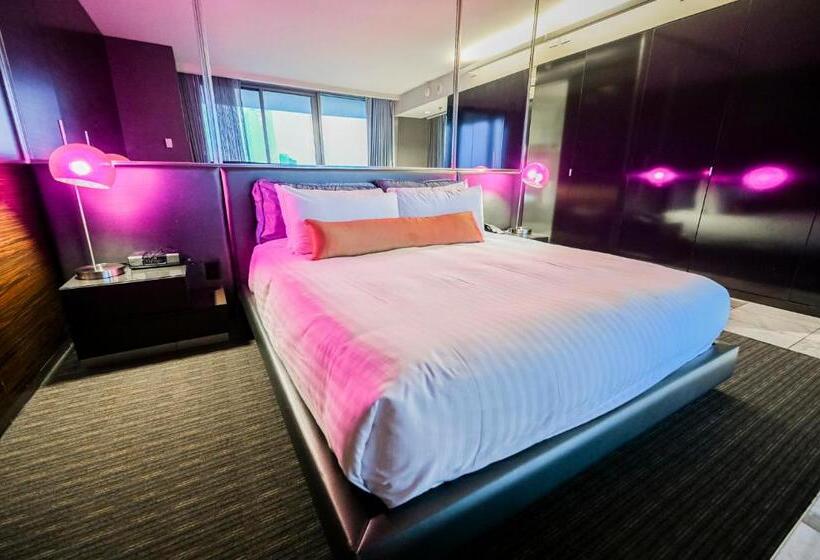 هتل Stripviewsuites Two Bedroom Conjoined Suite At Palms Place
