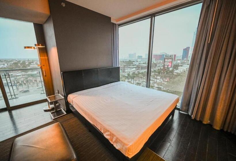 ホテル Stripviewsuites Two Bedroom Conjoined Suite At Palms Place