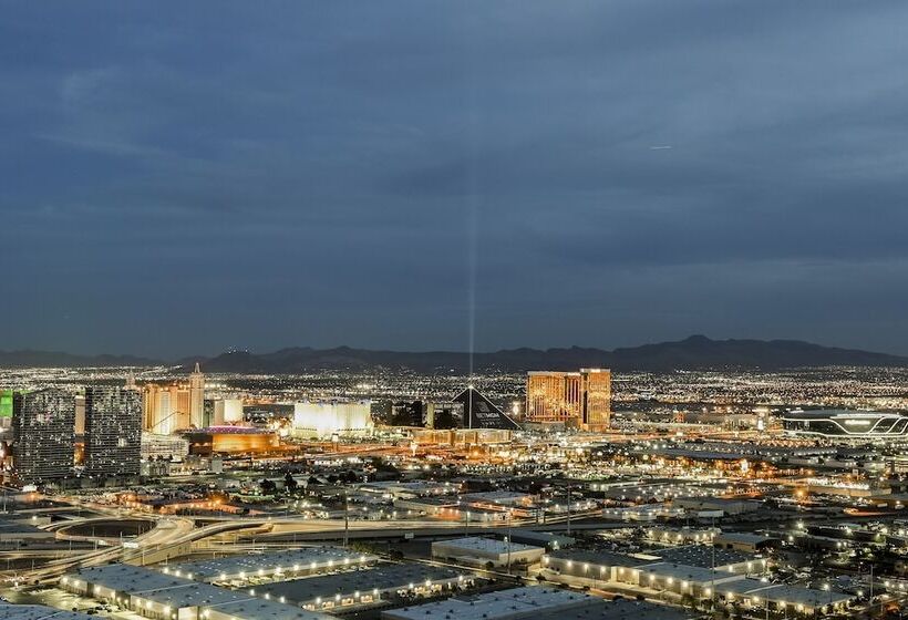 ホテル Stripviewsuites Two Bedroom Conjoined Suite At Palms Place