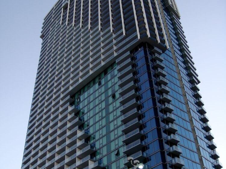 ホテル Stripviewsuites Two Bedroom Conjoined Suite At Palms Place