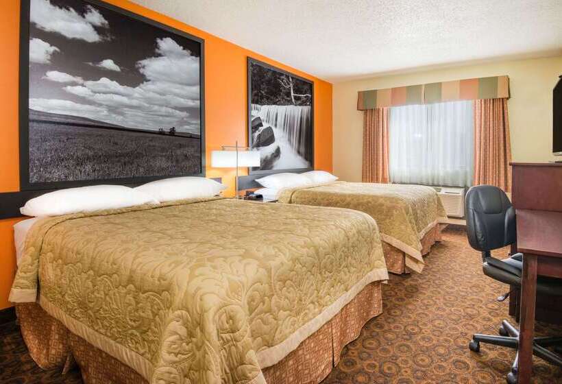 בית מלון כפרי Super 8 By Wyndham Emporia