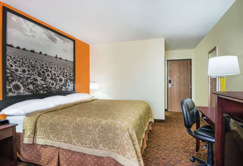 בית מלון כפרי Super 8 By Wyndham Emporia