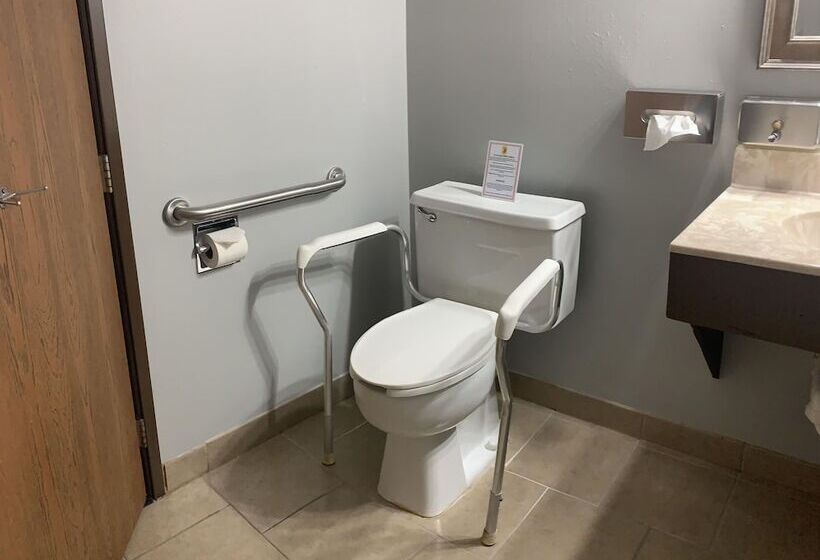 בית מלון כפרי Super 8 By Wyndham Emporia