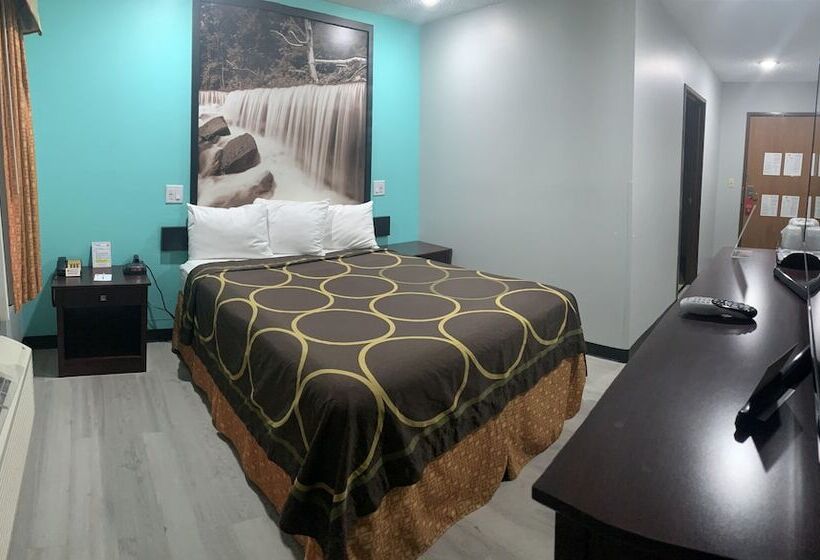 בית מלון כפרי Super 8 By Wyndham Emporia