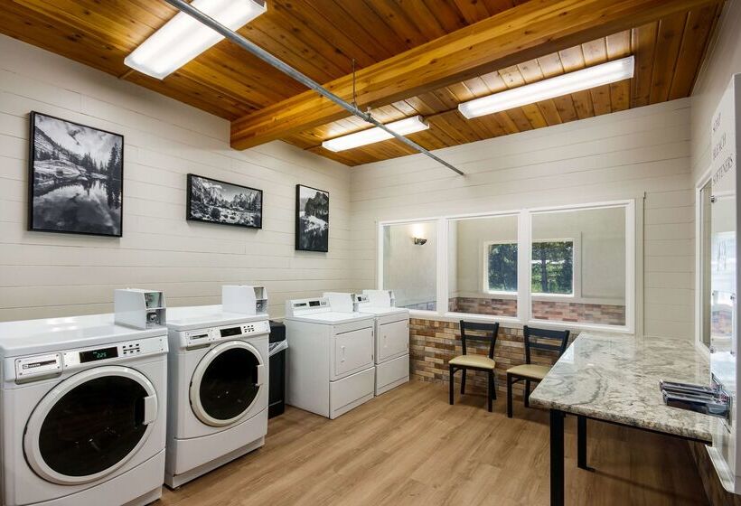 Surestay Plus Hotel By Best Western Rexburg