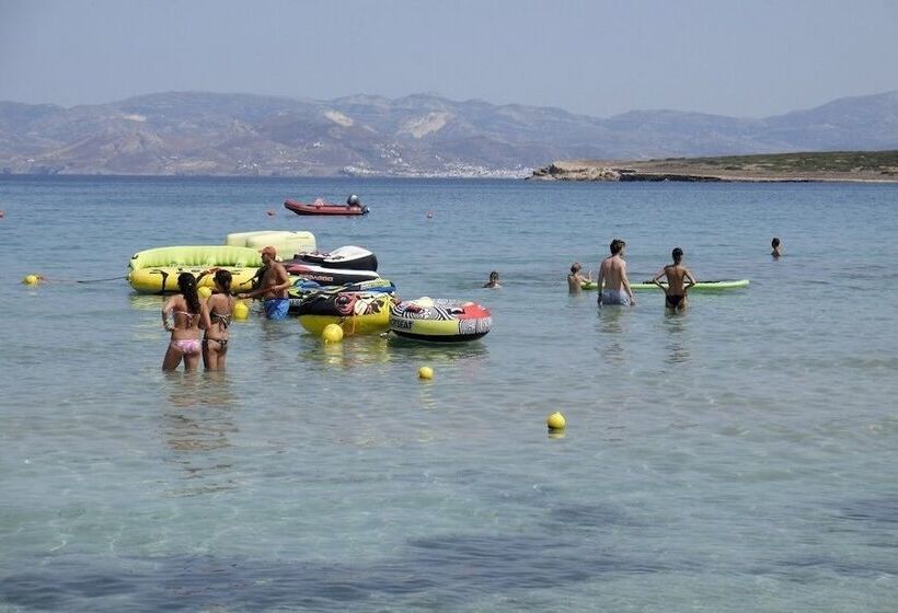 فندق Surfing Beach Village