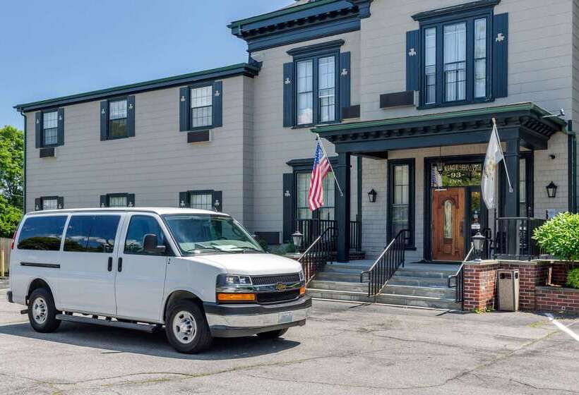 ホテル The Carriage House Inn Newport