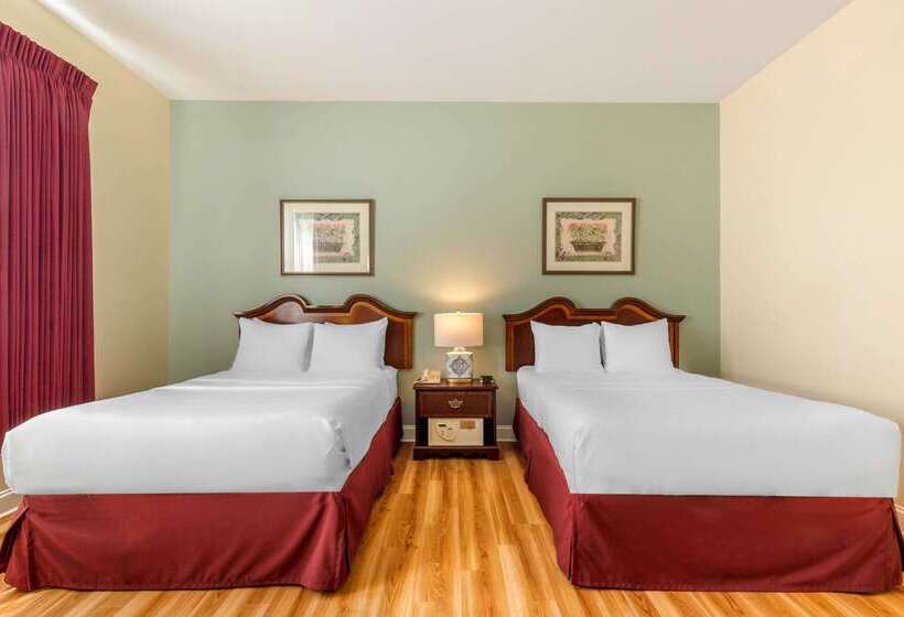 ホテル The Carriage House Inn Newport