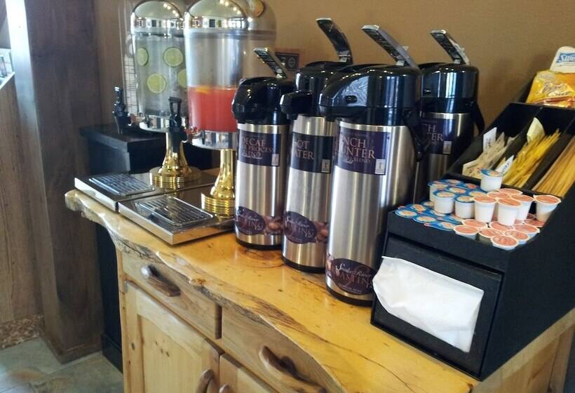 فندق The Rockwell Inn