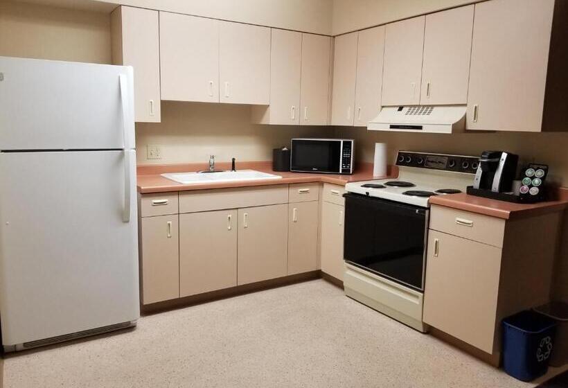 فندق The Rockwell Inn