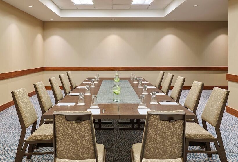 בית מלון כפרי The Westin Chicago North Shore