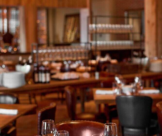 בית מלון כפרי The Westin Chicago North Shore