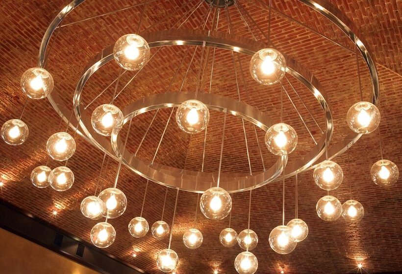 هتل The Westin Chicago North Shore