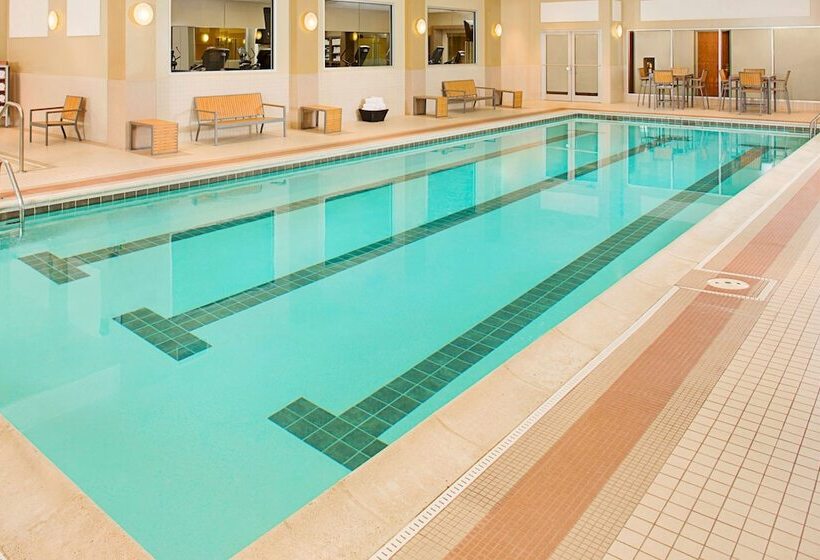 هتل The Westin Chicago North Shore