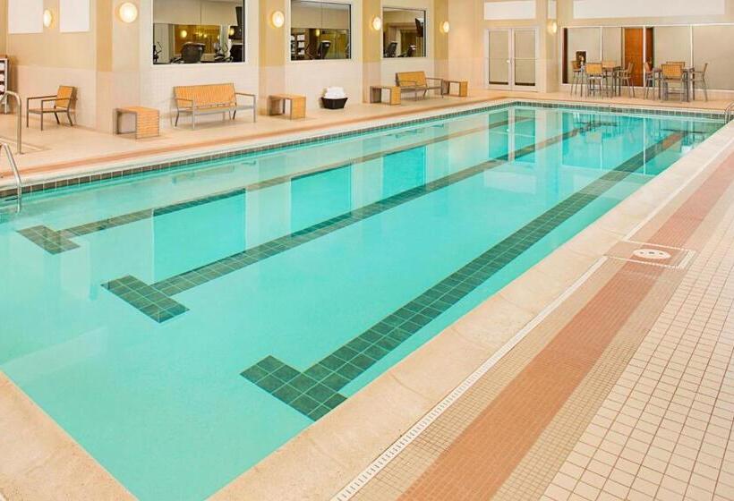 هتل The Westin Chicago North Shore