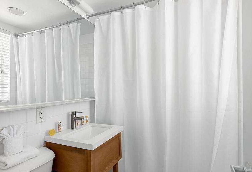 Townhouse Hotel, BW Signature Collection