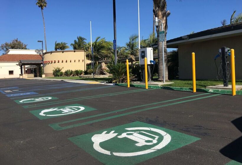 فندق Travelodge By Wyndham Santa Maria