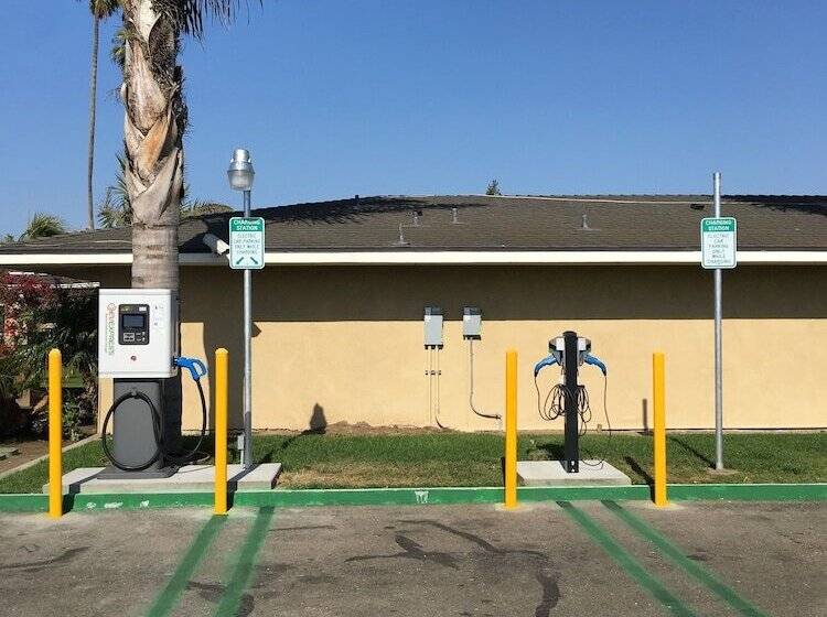 فندق Travelodge By Wyndham Santa Maria