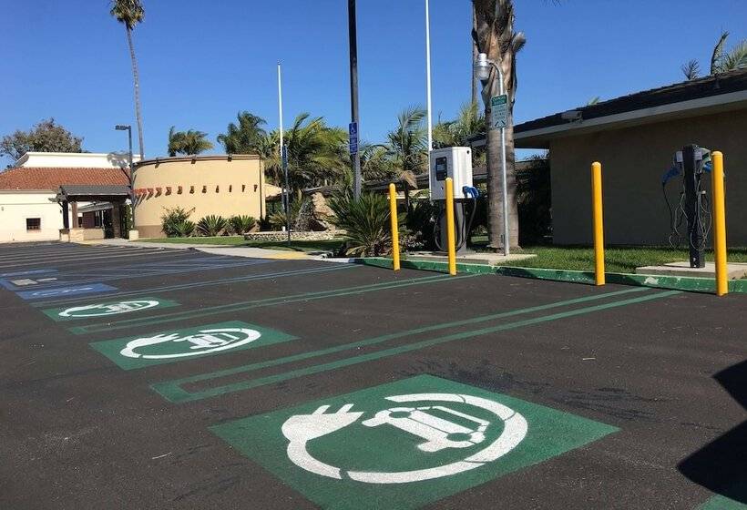 فندق Travelodge By Wyndham Santa Maria